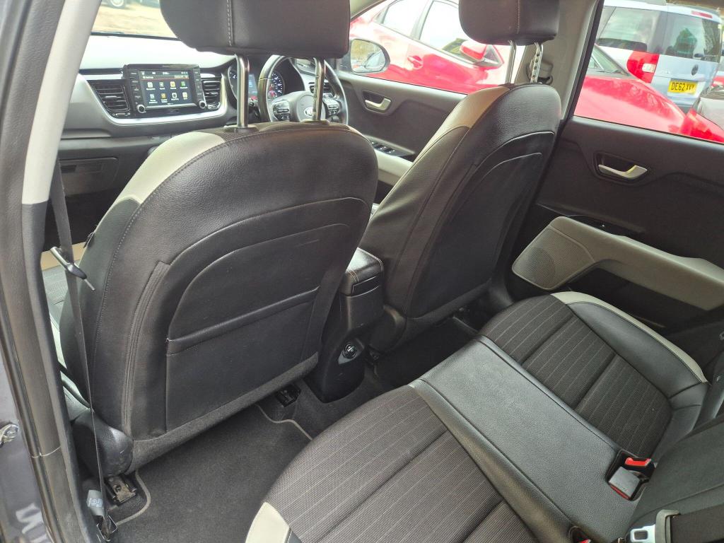 Used Kia Stonic 2019 for sale - 77650229: Photo 39