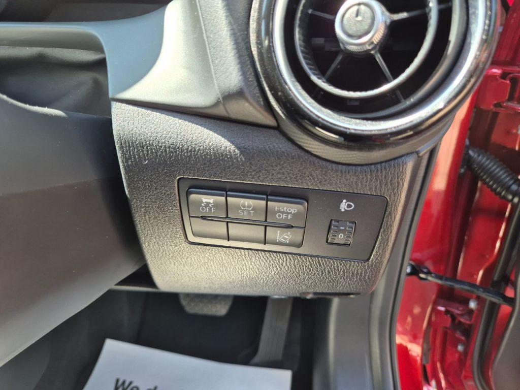 Used Mazda Mazda2 2017 for sale - 77233903: Photo 18