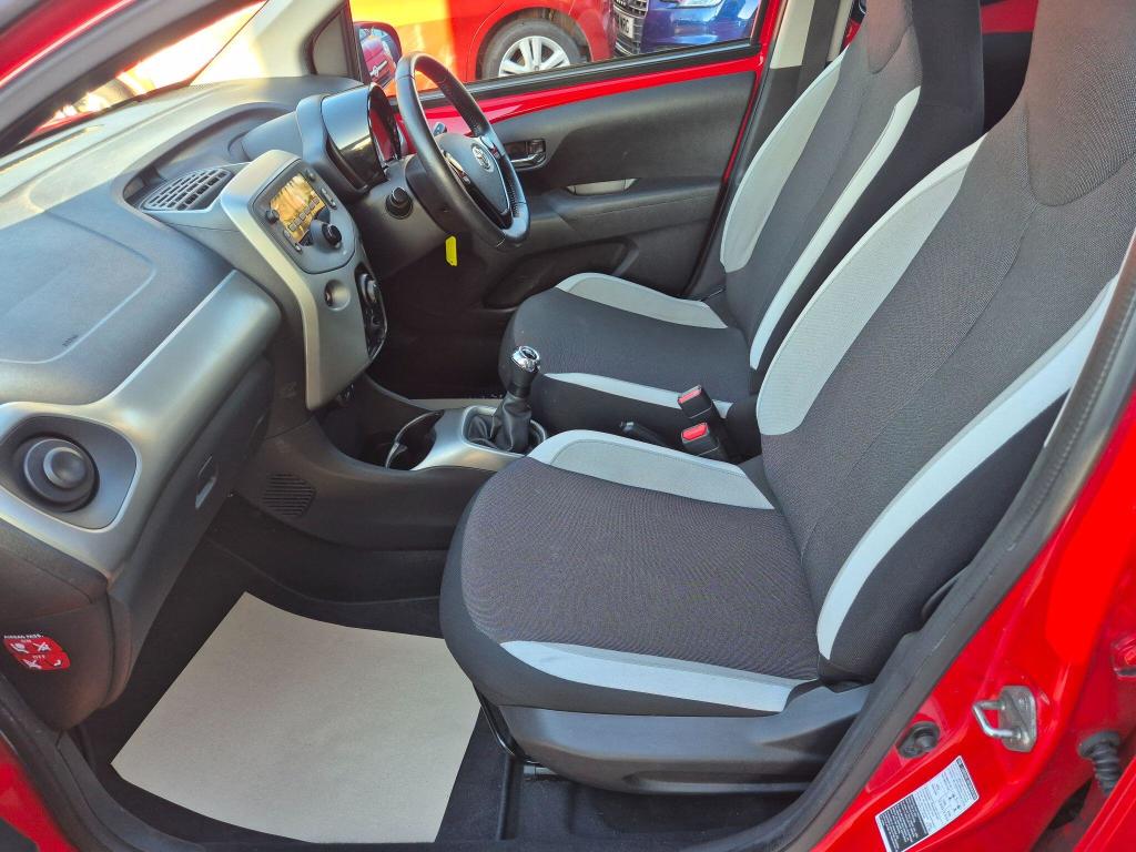 Used Toyota AYGO 2017 for sale - 77233902: Photo 37