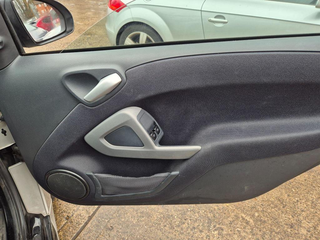 Used smart fortwo 2011 for sale - 77023059: Photo 16