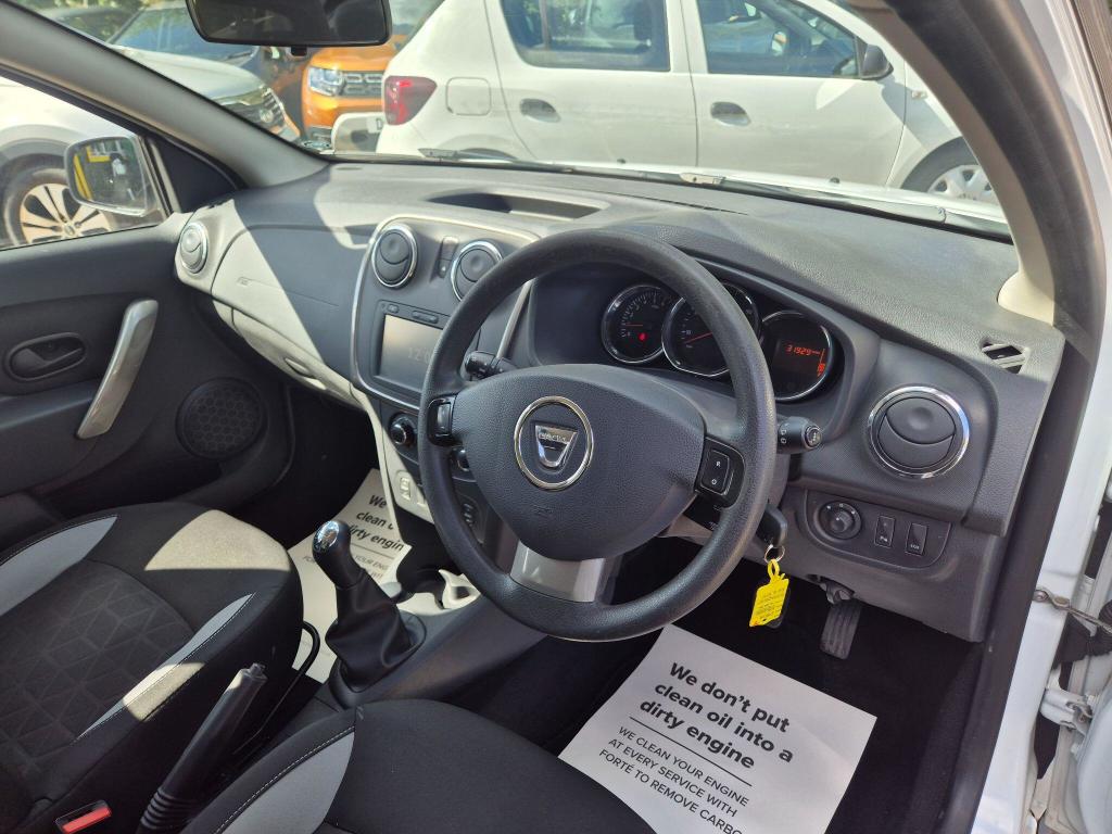 Used Dacia Sandero Stepway 2016 for sale - 77296977: Photo 14