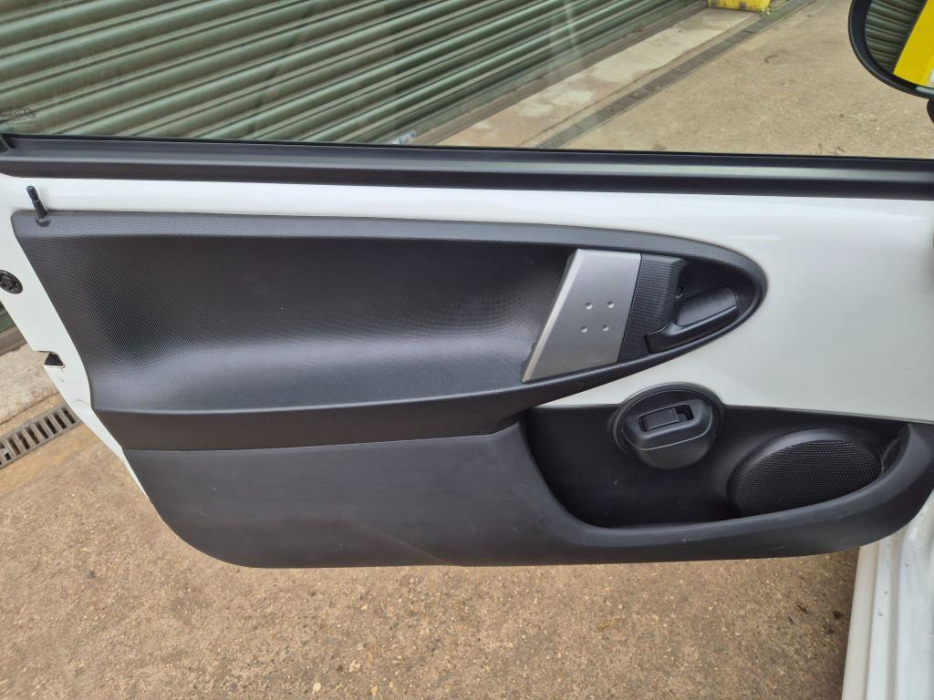 Used Citroen C1 2012 for sale - 77888521: Photo 30