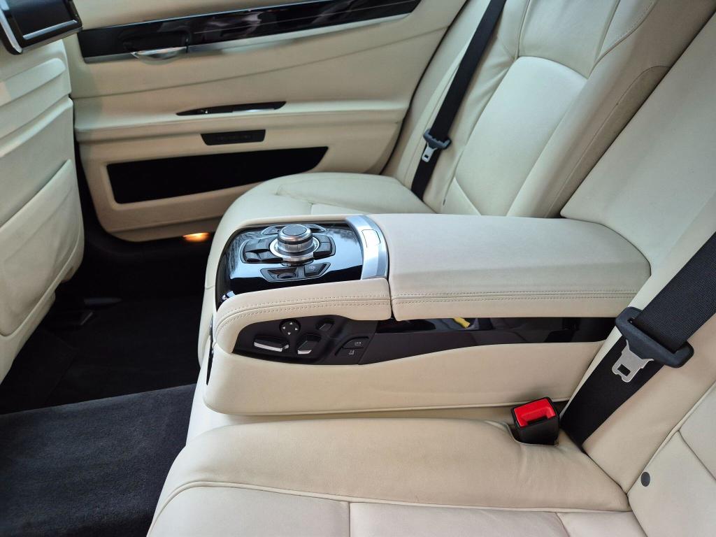 Used BMW 7 Series 2013 for sale - 77813223: Photo 51