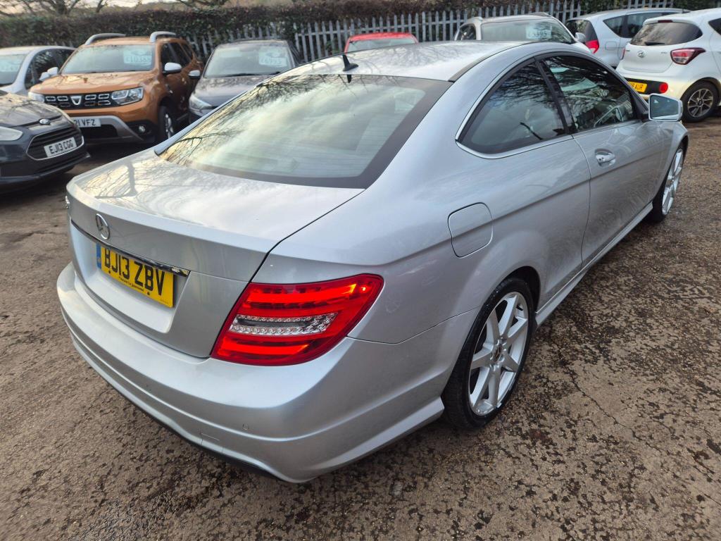 Used Mercedes-Benz C Class 2013 for sale - 77034381: Photo 7