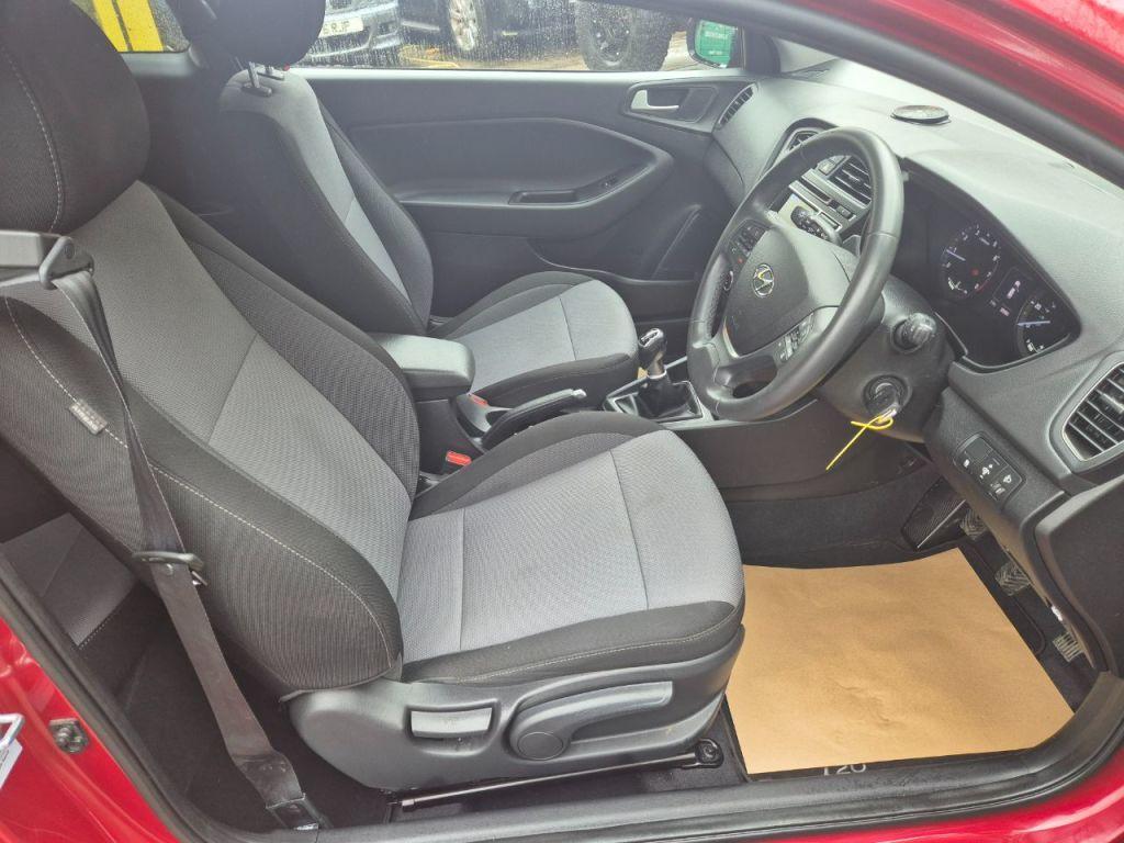 Used Hyundai i20 2017 for sale - 77037598: Photo 13