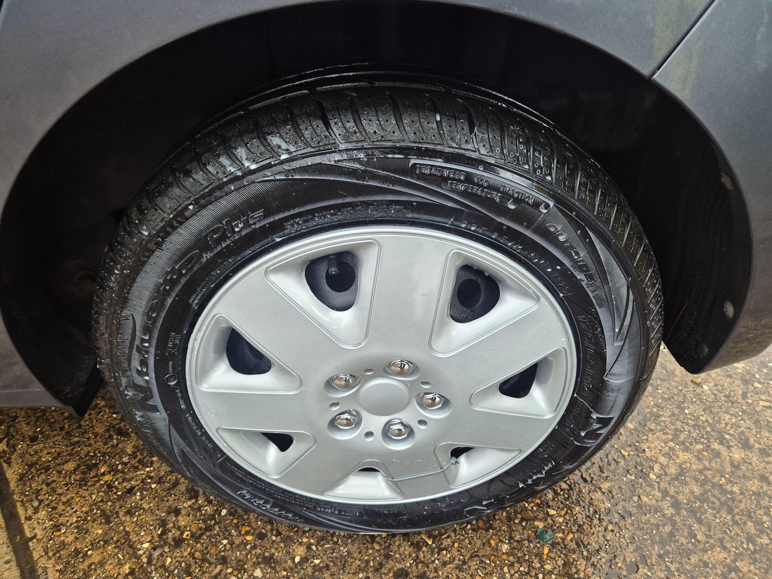 Used Hyundai i10 2017 for sale - 76964706: Photo 10