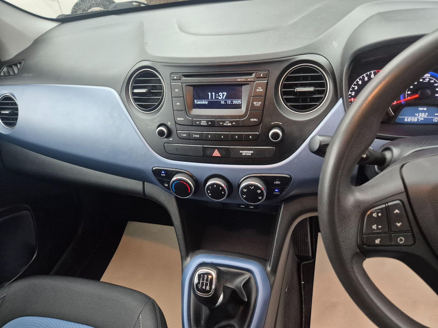 Used Hyundai i10 2017 for sale - 76964706: Photo 23