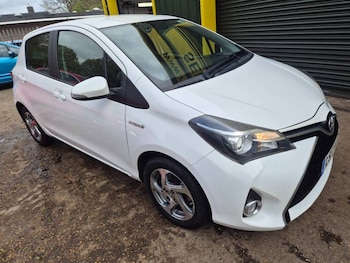 Used Toyota Yaris 2017 for sale - 78340775: Photo