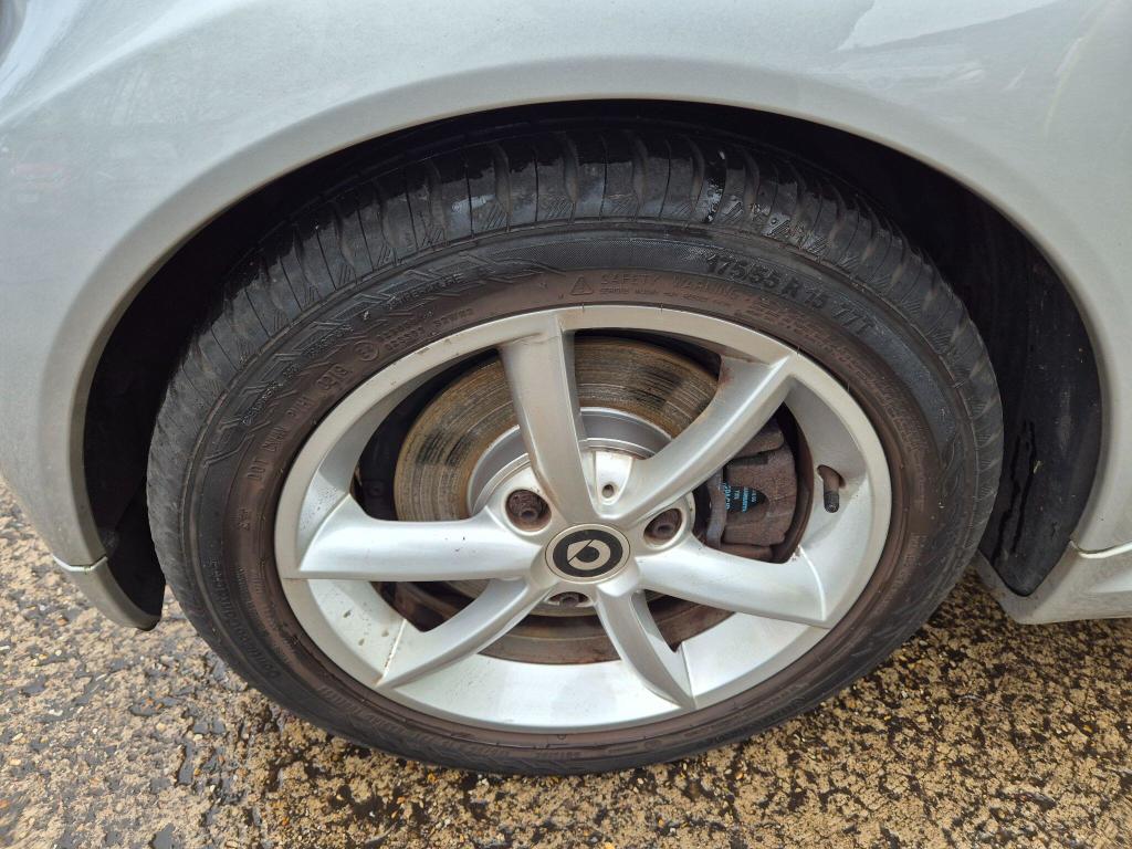 Used smart fortwo 2011 for sale - 77034418: Photo 12