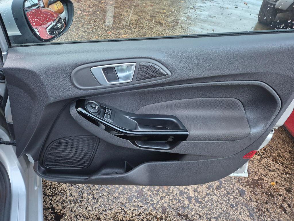 Used Ford Fiesta 2015 for sale - 77045537: Photo 16