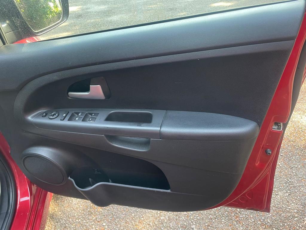 Used Kia Venga 2015 for sale - 77037591: Photo 21