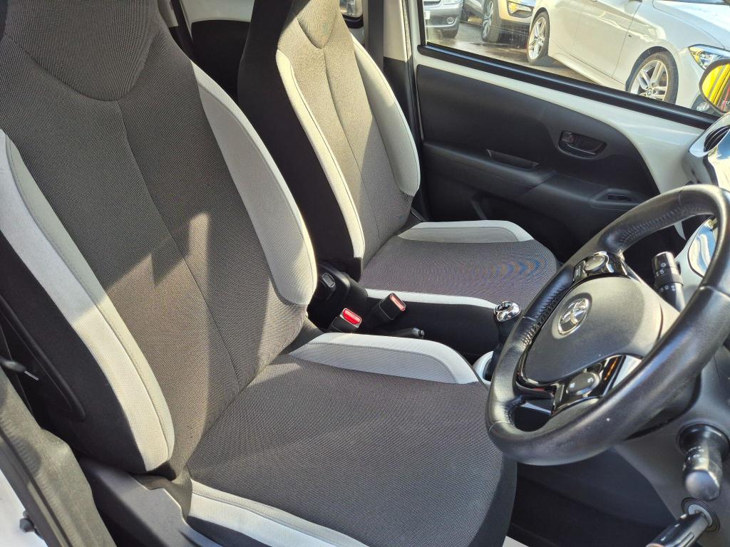 Used Toyota AYGO 2015 for sale - 77037601: Photo 15