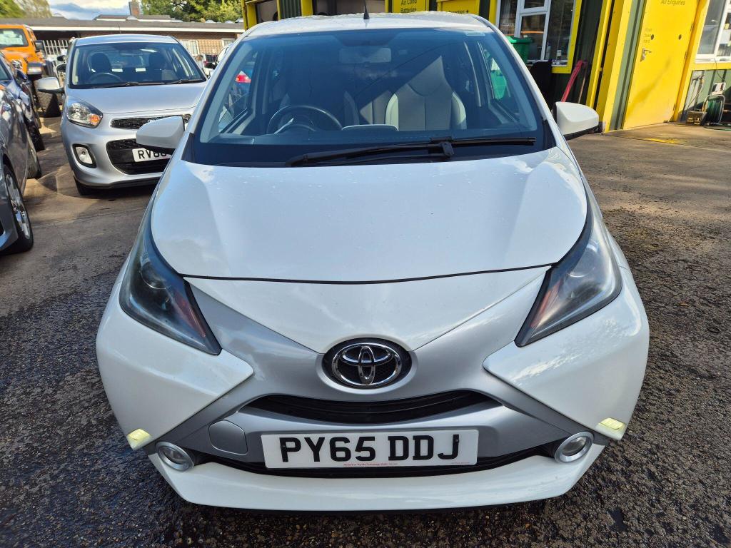 Used Toyota AYGO 2015 for sale - 77037601: Photo 2