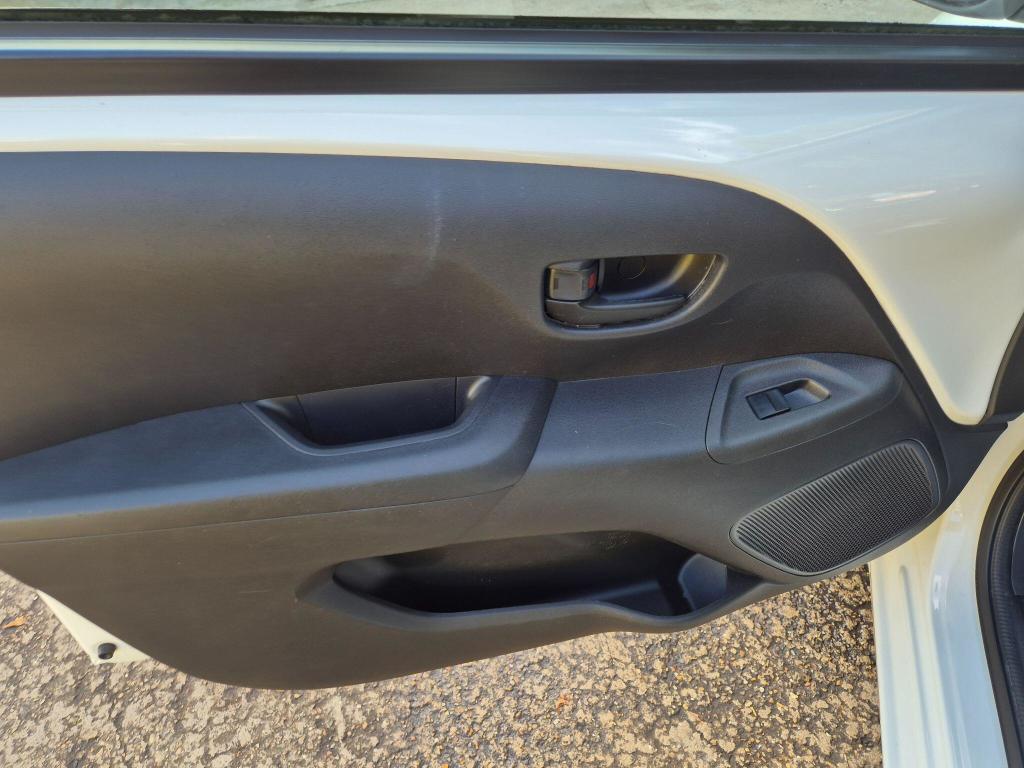 Used Toyota AYGO 2015 for sale - 77037601: Photo 38