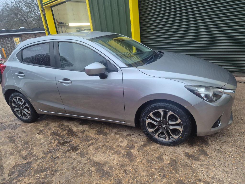 Used Mazda Mazda2 2015 for sale - 78029651: Photo 5