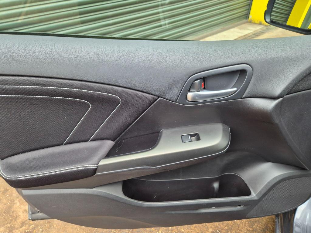 Used Honda Civic 2015 for sale - 77890720: Photo 42