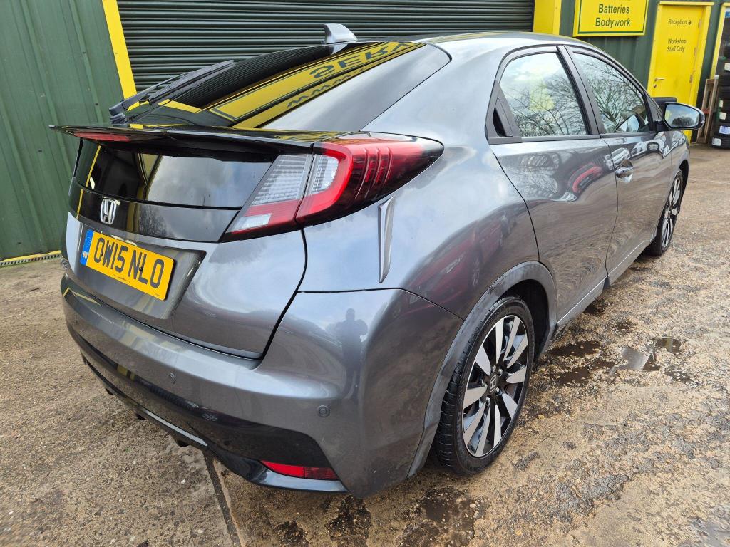Used Honda Civic 2015 for sale - 77890720: Photo 8