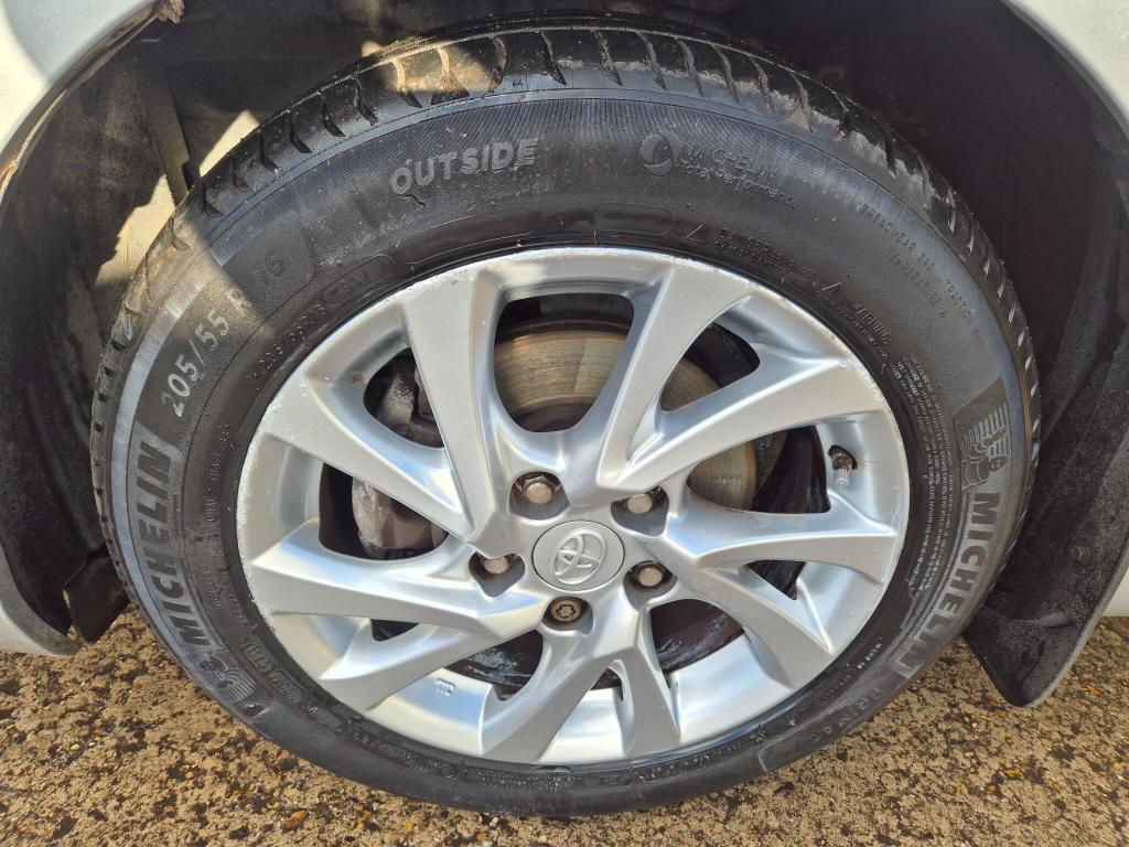 Used Toyota Auris 2018 for sale - 77023091: Photo 12