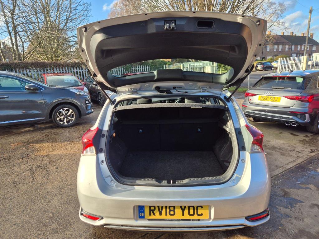 Used Toyota Auris 2018 for sale - 77023091: Photo 31