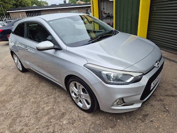 Used Hyundai i20 2017 for sale - 79569063: Photo