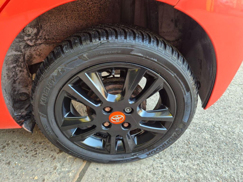 Used Toyota AYGO 2015 for sale - 77759284: Photo 11