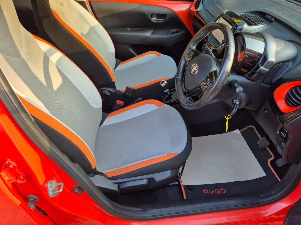 Used Toyota AYGO 2015 for sale - 77759284: Photo 14