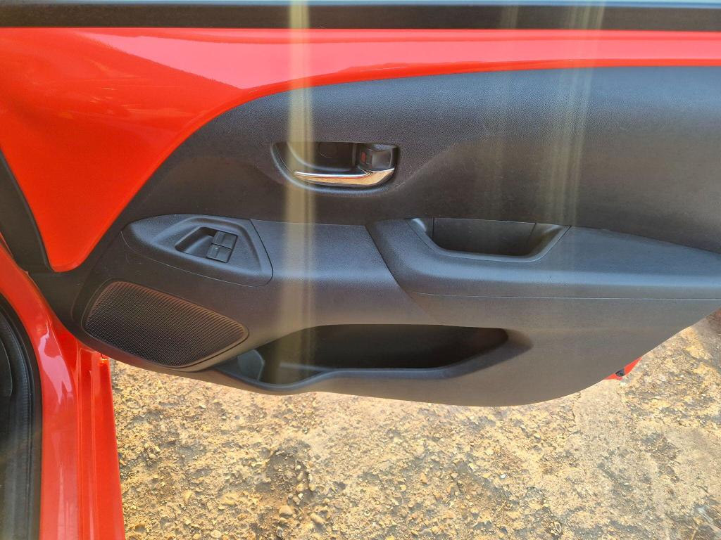 Used Toyota AYGO 2015 for sale - 77759284: Photo 17