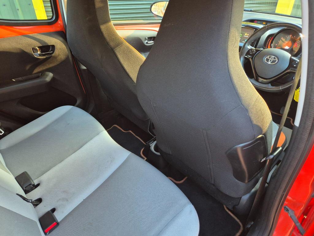 Used Toyota AYGO 2015 for sale - 77759284: Photo 24