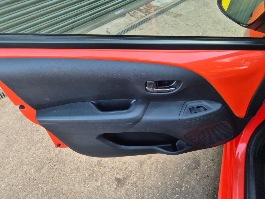 Used Toyota AYGO 2015 for sale - 77759284: Photo 34