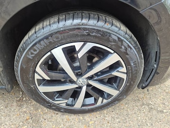 Used Volkswagen Polo 2019 for sale - 78324192: Photo