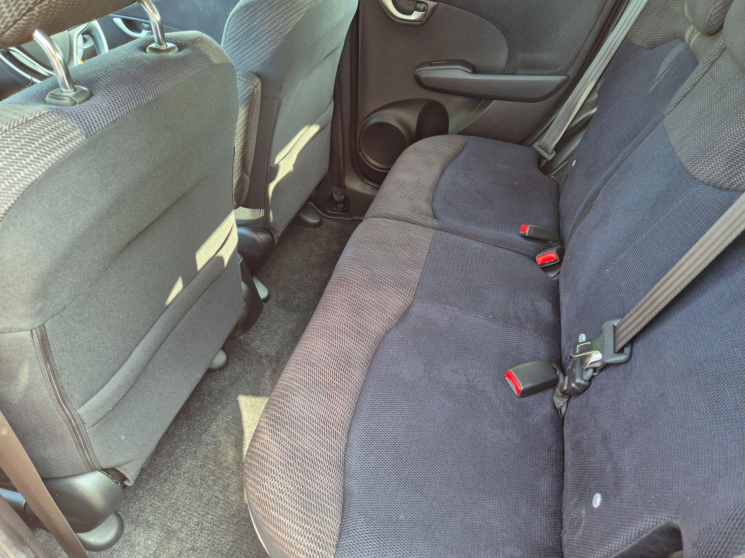 Used Honda Jazz 2015 for sale - 76787854: Photo 32