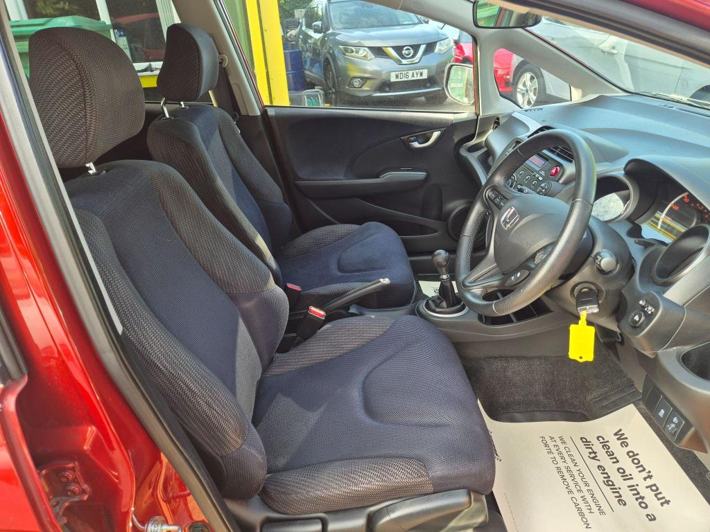 Used Honda Jazz 2015 for sale - 77124960: Photo 13