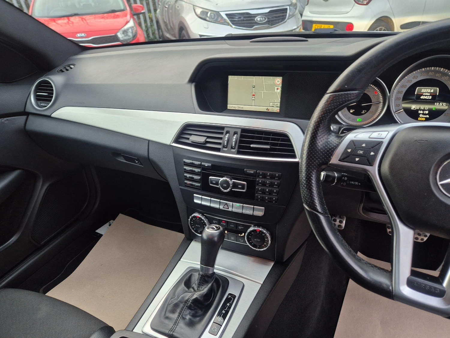 Used Mercedes-Benz C Class 2013 for sale - 76787851: Photo 23