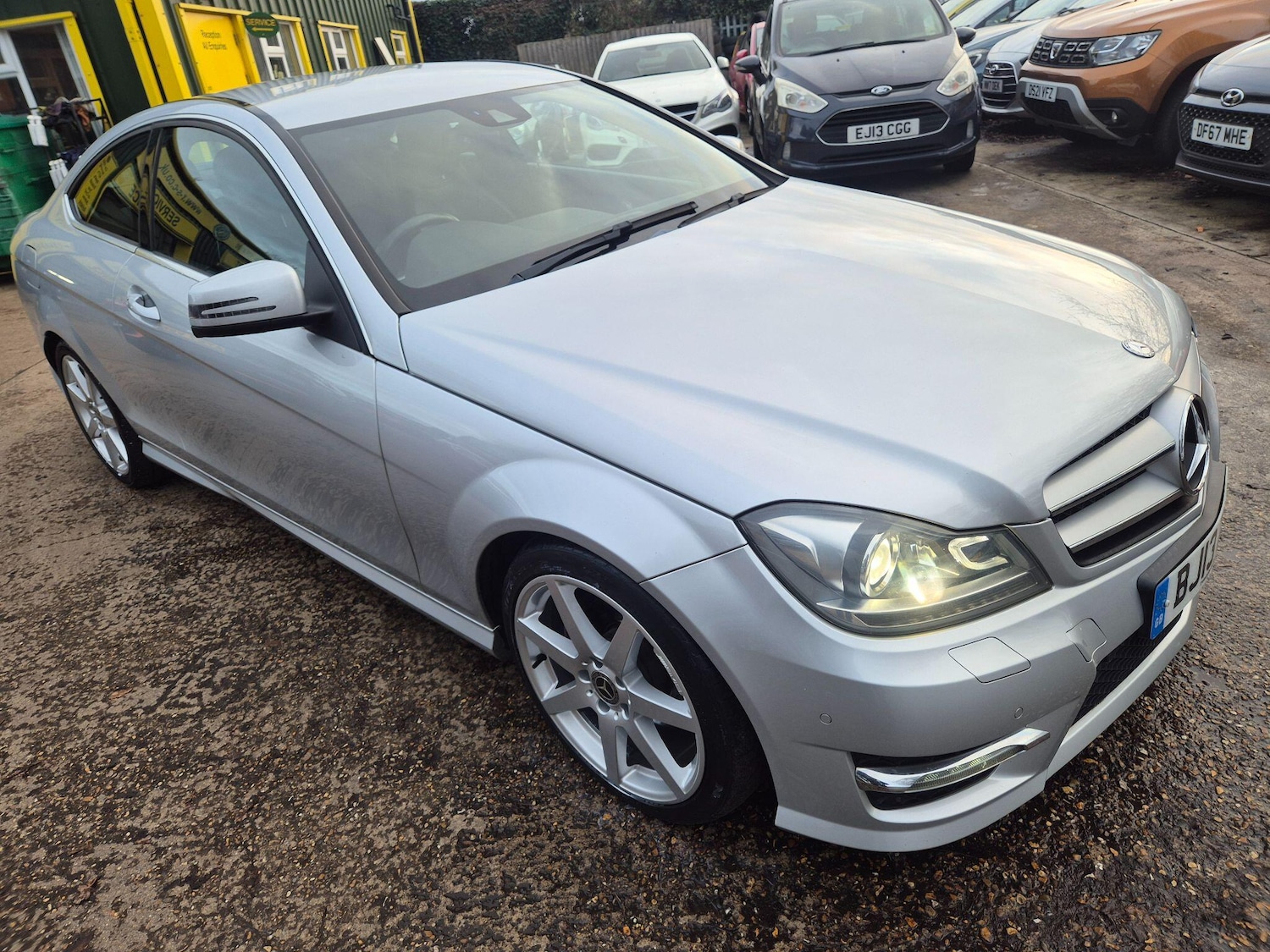 Used Mercedes-Benz C Class 2013 for sale - 76787851: Photo 3