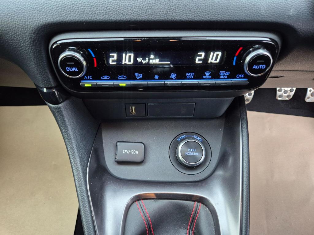 Used Toyota Yaris 2021 for sale - 77034376: Photo 25