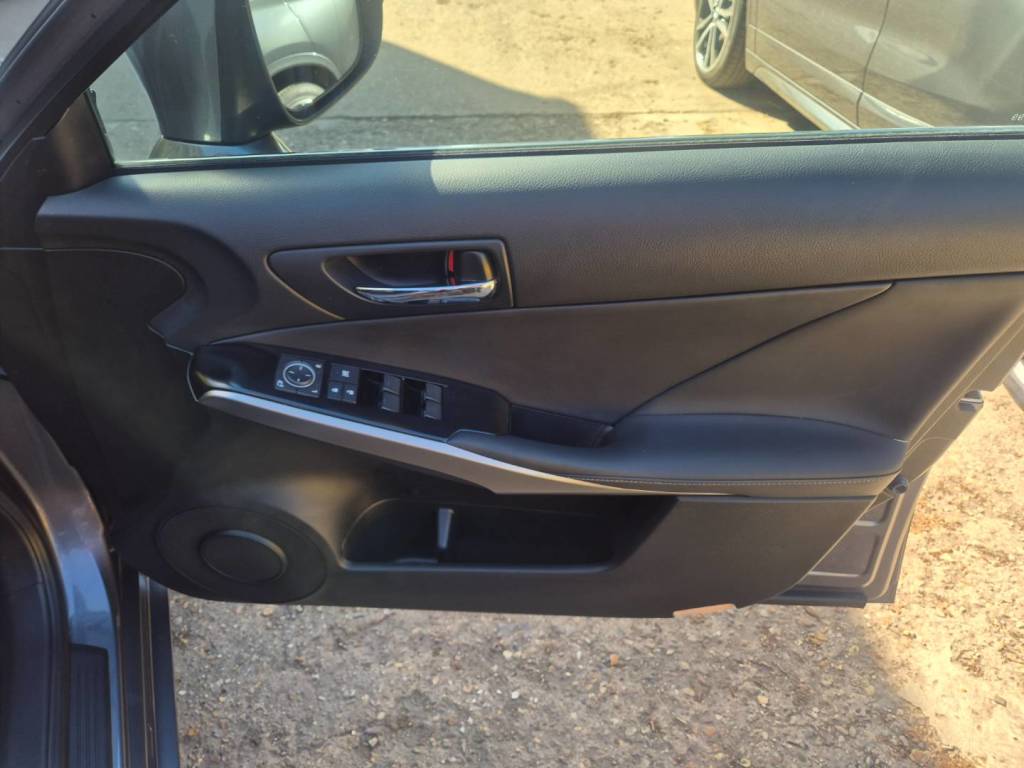 Used Lexus IS 2014 for sale - 78121739: Photo 16