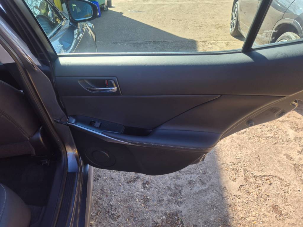 Used Lexus IS 2014 for sale - 78121739: Photo 35