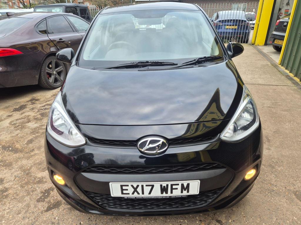 Used Hyundai i10 2017 for sale - 77743126: Photo 2