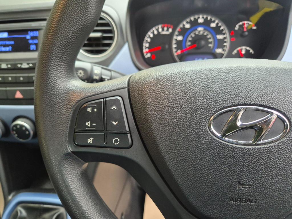 Used Hyundai i10 2017 for sale - 77743126: Photo 22