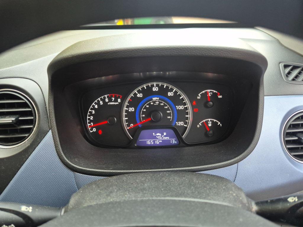 Used Hyundai i10 2017 for sale - 77743126: Photo 23