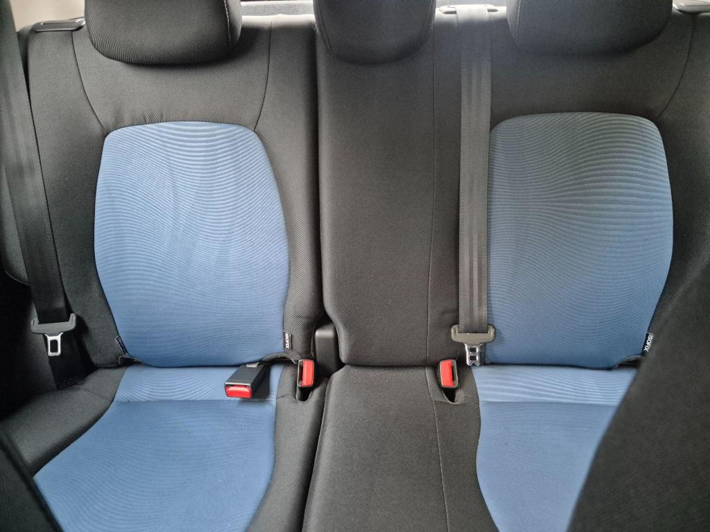 Used Hyundai i10 2017 for sale - 77743126: Photo 42