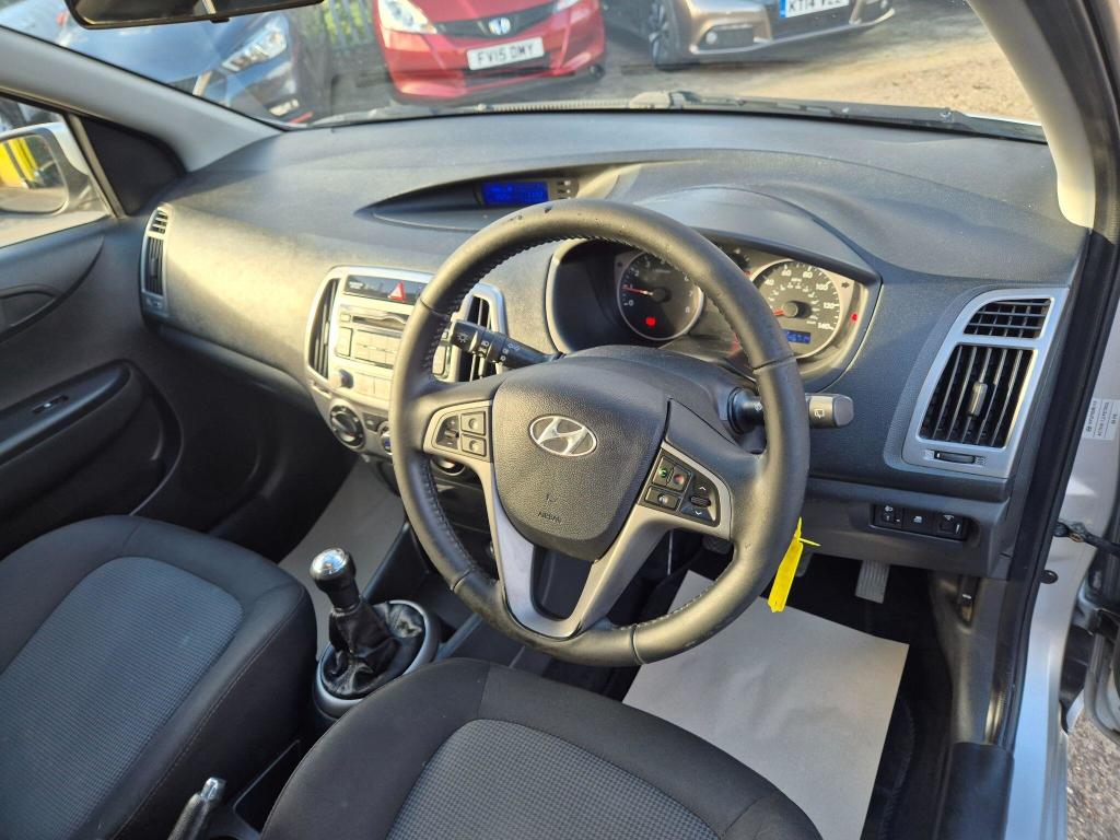 Used Hyundai i20 2013 for sale - 77048552: Photo 14