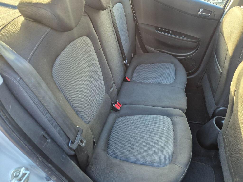 Used Hyundai i20 2013 for sale - 77048552: Photo 27