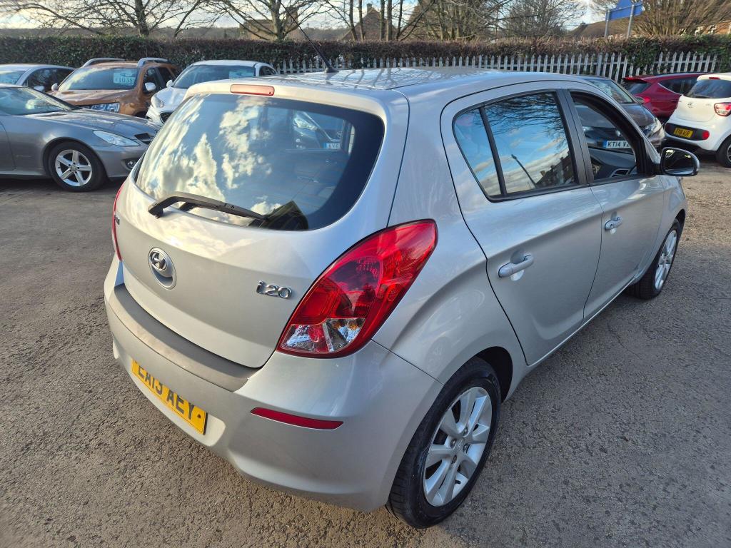Used Hyundai i20 2013 for sale - 77048552: Photo 7