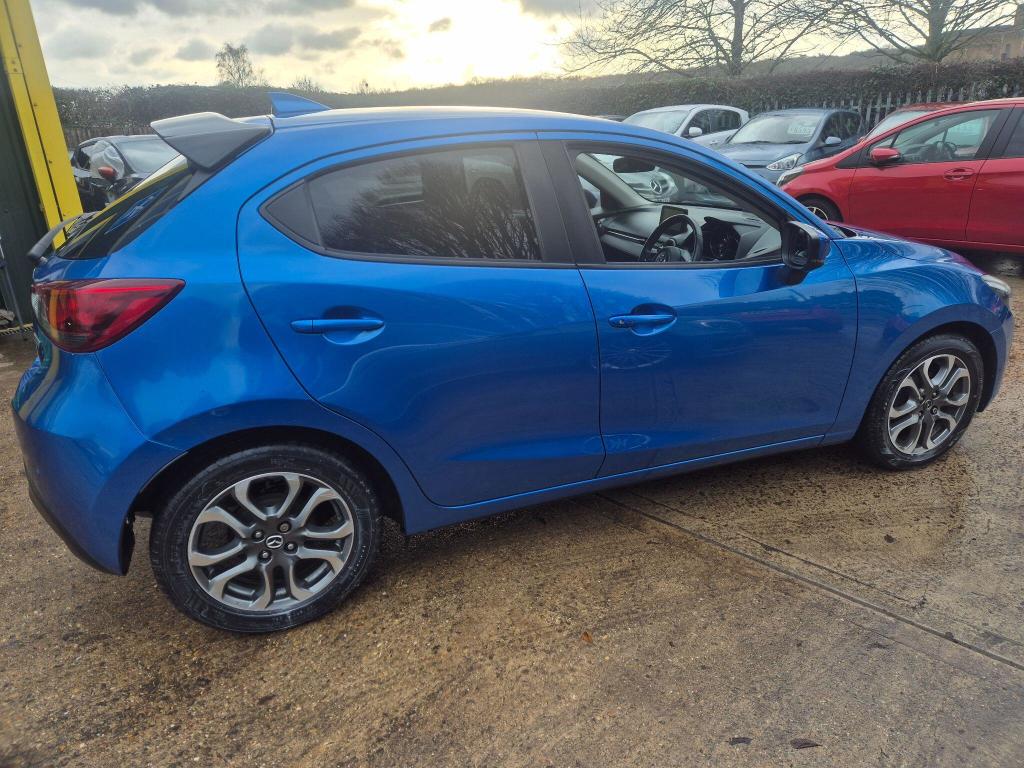 Used Mazda Mazda2 2017 for sale - 77152804: Photo 5