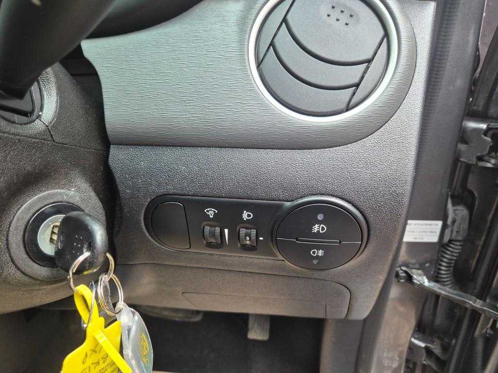 Used Hyundai i10 2013 for sale - 77676118: Photo 20