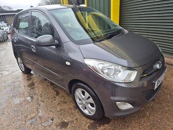 Used Hyundai i10 2013 for sale - 77676118: Photo