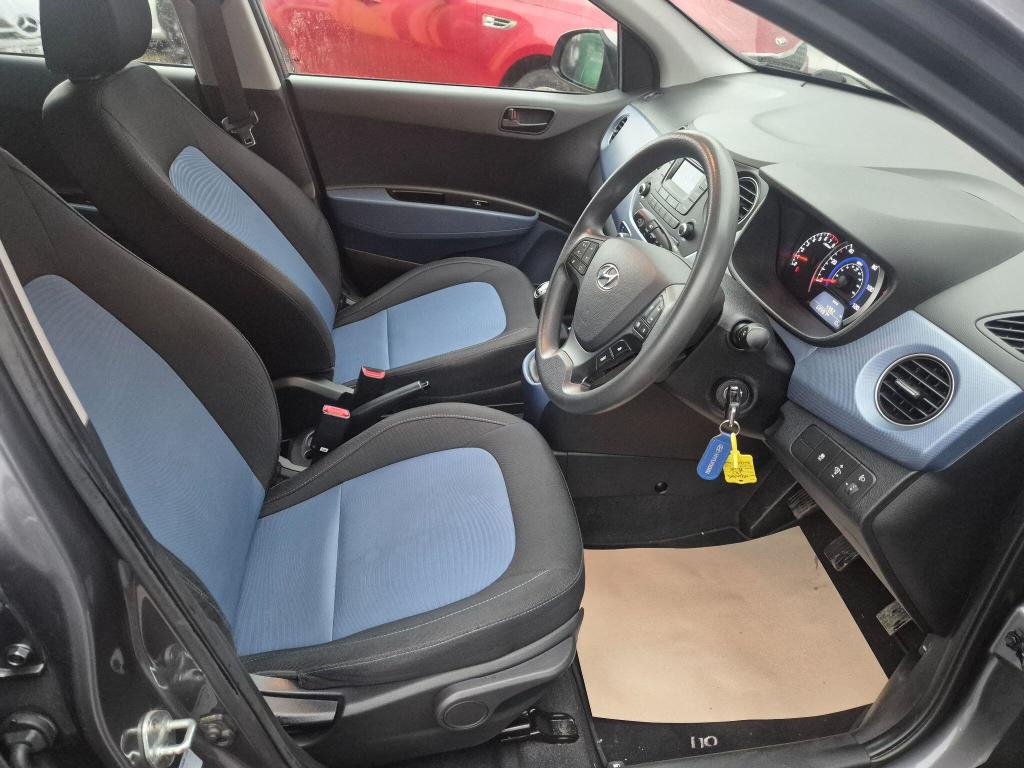 Used Hyundai i10 2017 for sale - 77687799: Photo 13