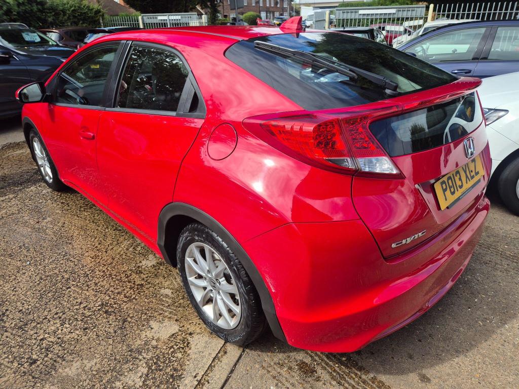 Used Honda Civic 2013 for sale - 77707372: Photo 9