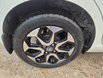 Used Toyota AYGO 2019 for sale - 78452605: Photo